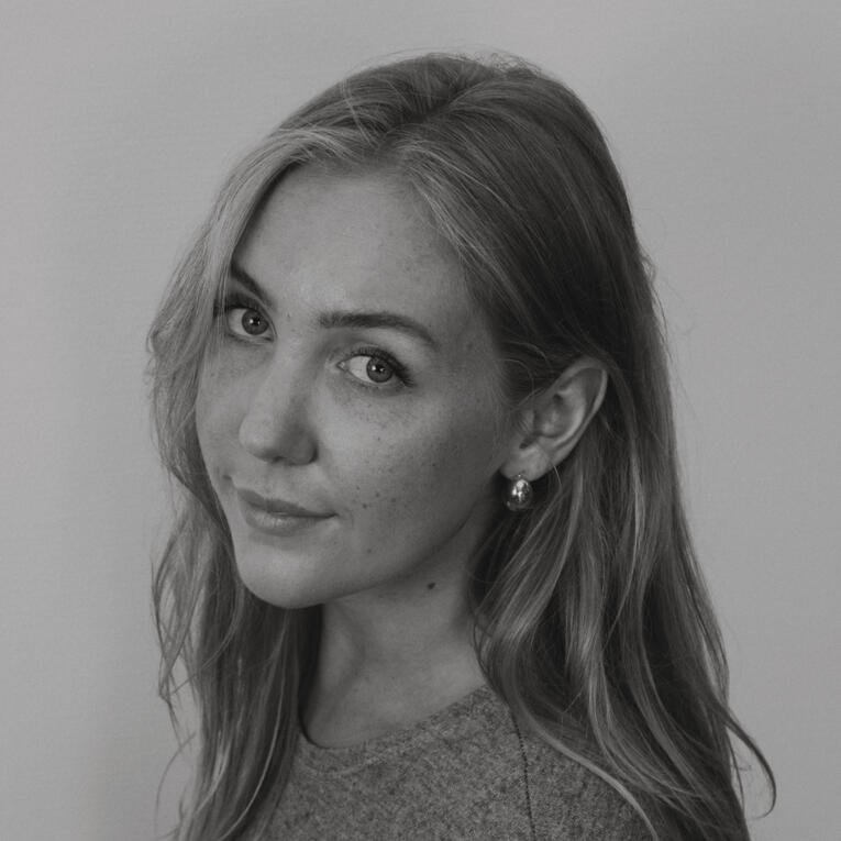 Portrait photo of Hanne Bruijnes